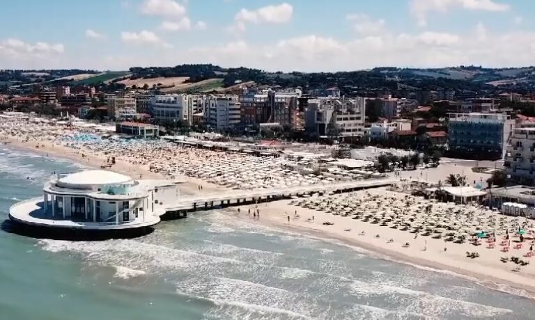 Un’estate da favola a Senigallia: chef stellati e spiagge di velluto