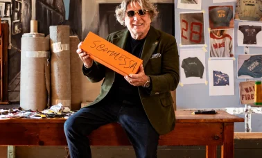 Stefano Antonucci con il suo nuovo verdicchio "Scommessa"